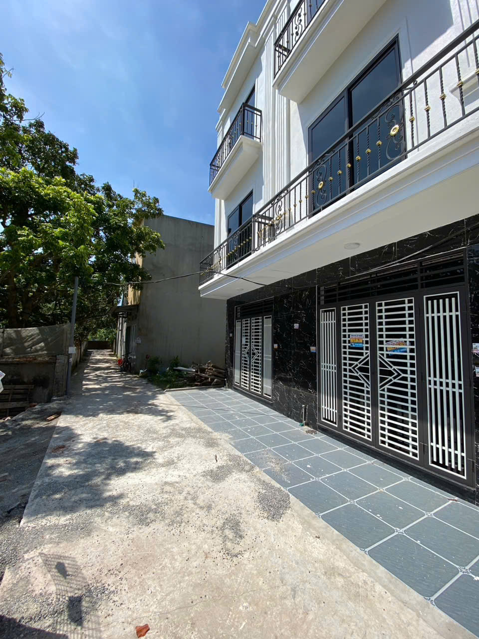 CHÍNH CHỦ EM CẦN BÁN NHÀ - GIÁ TỐT - VỊ TRÍ ĐẮC ĐỊA TẠI PHỤNG CHÂU - PHƯỜNG CHƯƠNG MỸ - Ảnh 1