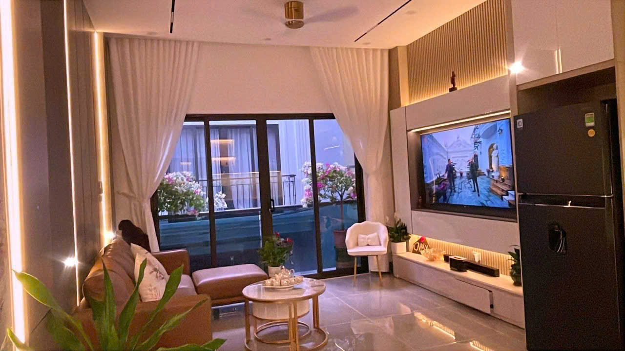 BÁN NHÀ MỚI 7 TẦNG THANG MÁY – GARA Ô TÔ – FULL NỘI THẤT NHẬP – KHU HẬU CẦN HÀNG KHÔNG Nguyễn Văn - Ảnh 1