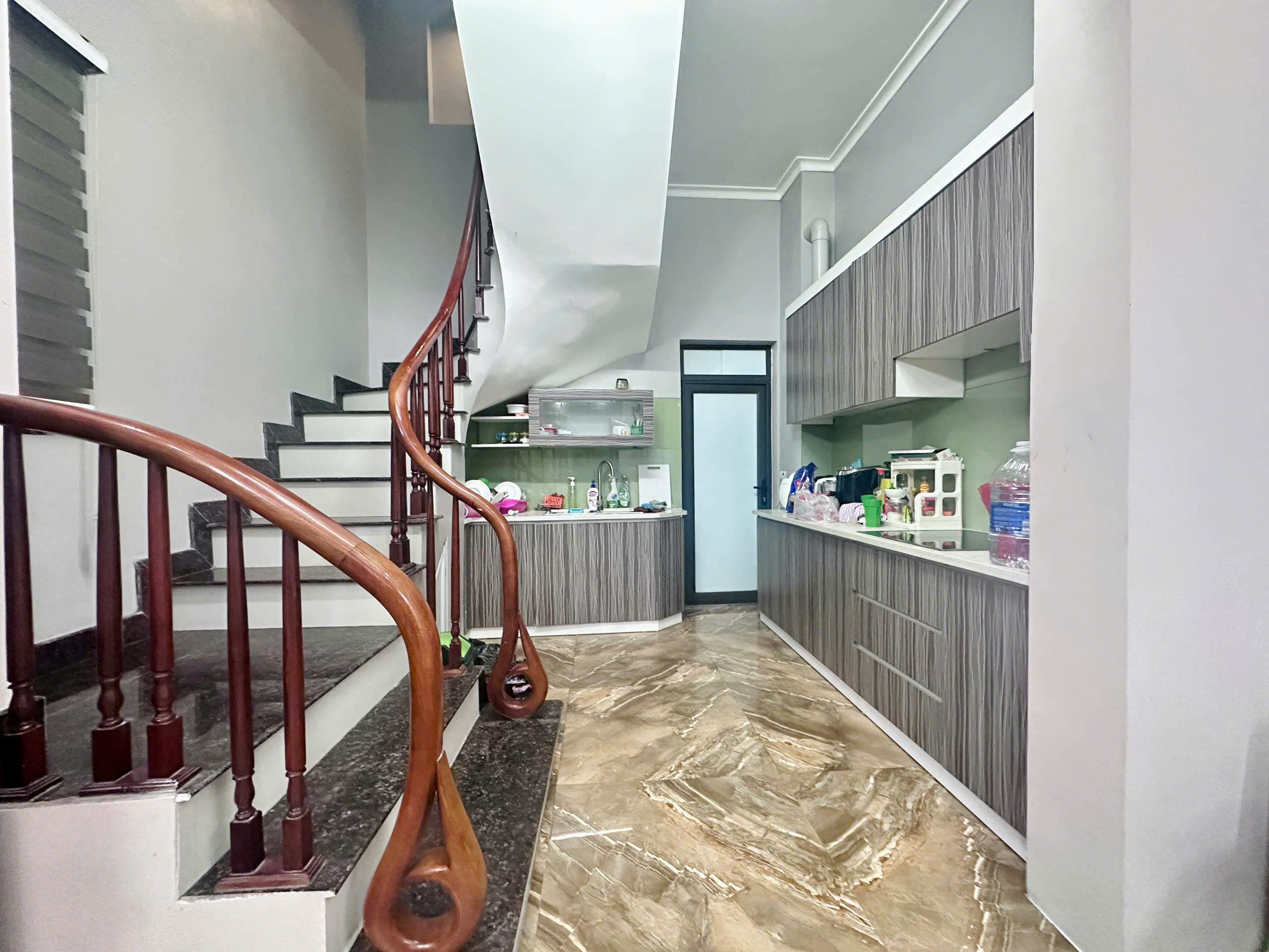 Bán nhà Vĩnh Tuy Hai Bà Trưng – Lô góc – Ô tô vào – Nhà đẹp 5 tầng –  ở ngay nhỉnh 10 tỷ tỷ  lh - Ảnh 1