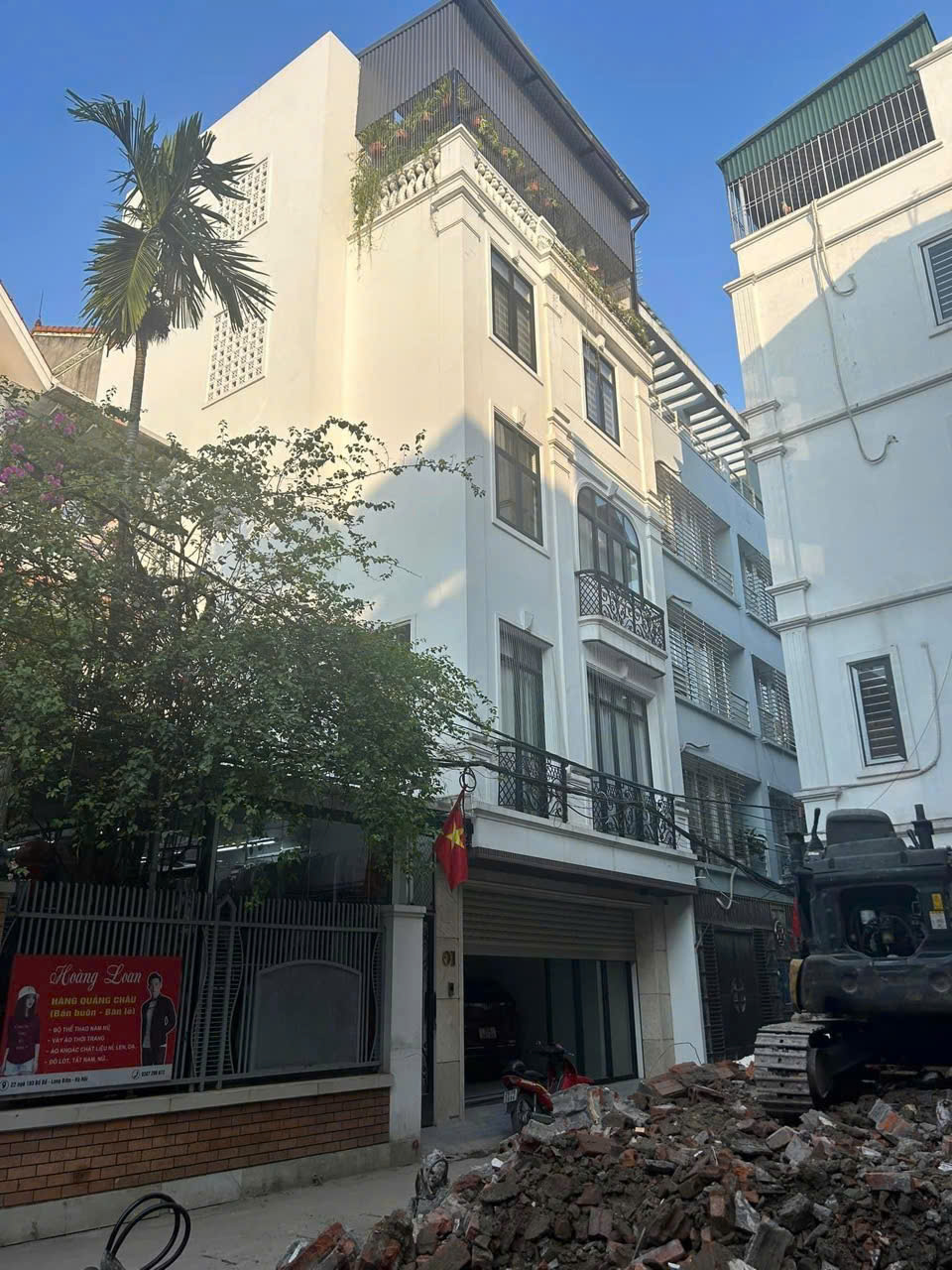 BÁN NHÀ BỒ ĐỀ – SIÊU PHẨM INDOCHINA – Ô TÔ VÀO NHÀ – NGAY HỒ<br>Diện tích 64m², 5 tầng, MT 7m. - Ảnh 1