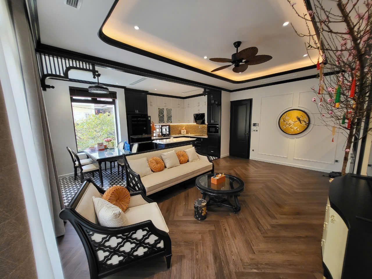BÁN NHÀ BỒ ĐỀ – SIÊU PHẨM INDOCHINA – Ô TÔ VÀO NHÀ – NGAY HỒ<br>Diện tích 64m², 5 tầng, MT 7m. - Ảnh chính
