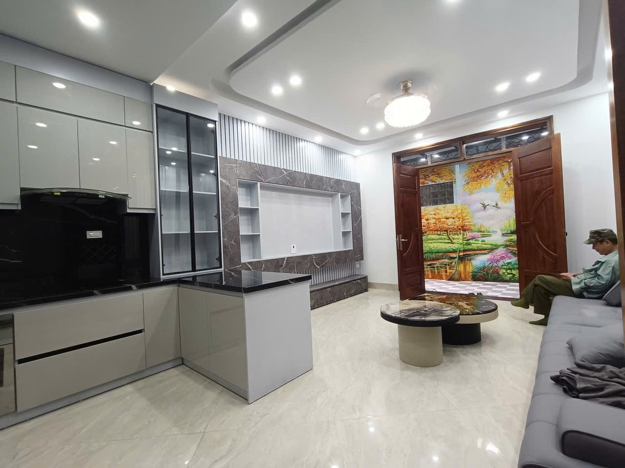 BÁN NHÀ BỒ ĐỀ – 6 TẦNG THANG MÁY – FULL NỘI THẤT – CÁCH Ô TÔ 10M<br>Diện tích 40m², MT 4.5m, giá 10.9 - Ảnh 2