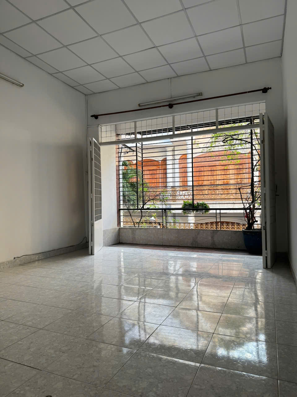 Nhà trống giao ngay 1 trệt 1 lầu hẻm xe hơi 117/1 Ba Vân P14 Tân Bình - Ảnh 6