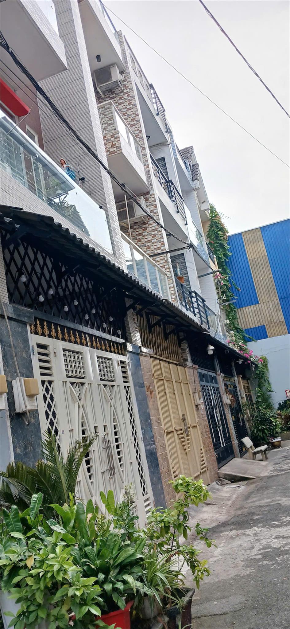 NHÀ ĐẸP BÌNH TÂN, GẦN LÊ VĂN QUỚI, 52M2, HẺM XE HƠI 8M, CHỈ 5,X TỶ - Ảnh 1