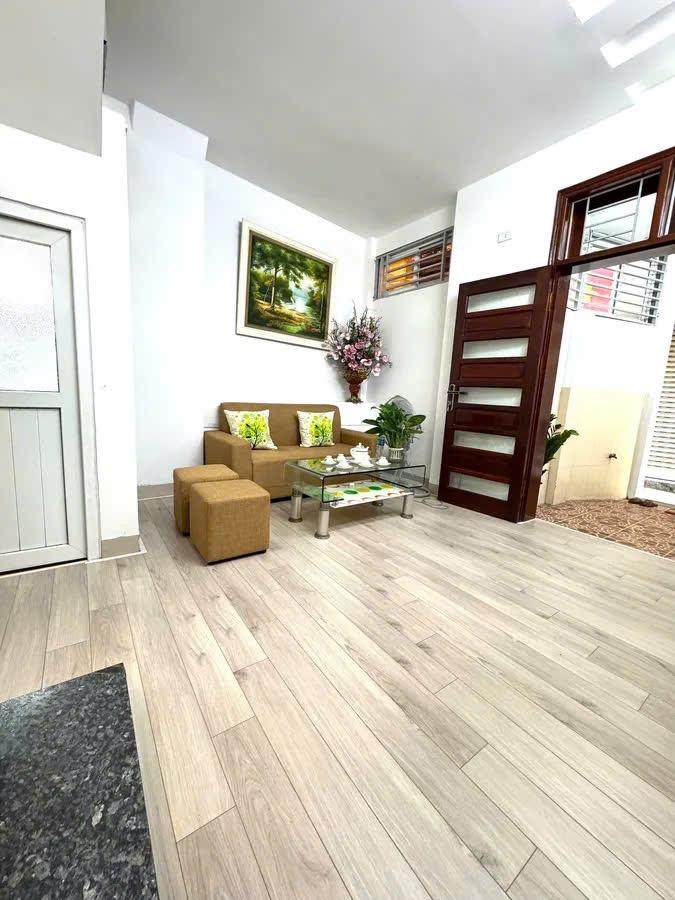 Chính chủ cần tiền bán gấp nhà mới 5 tầng lô góc ôto tránh 10m, ngõ rộng 2,5m- full nội thất –cho - Ảnh 1