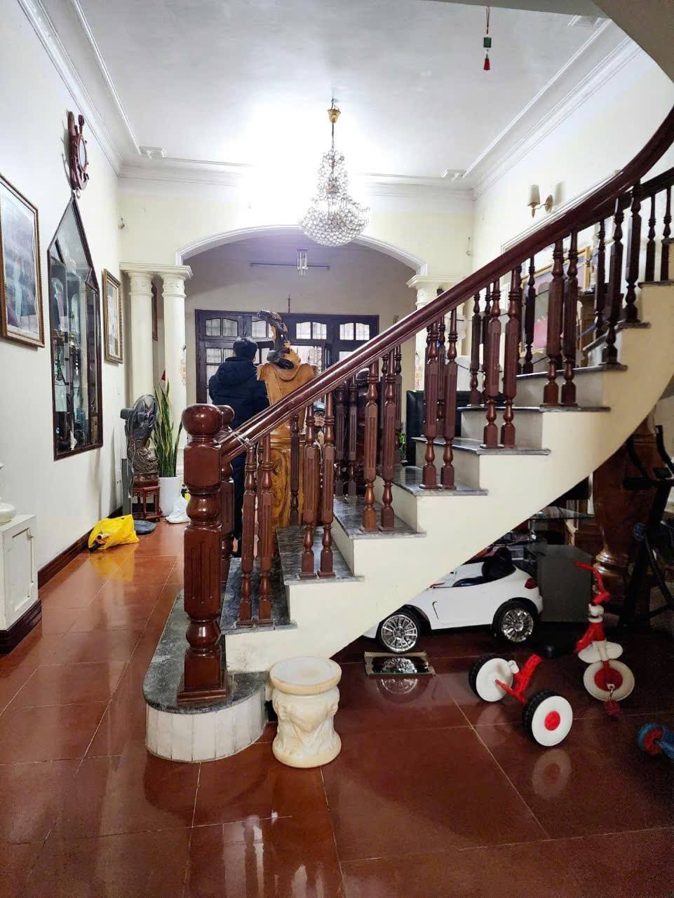 BÁN NHÀ XÃ ĐÀN, PHÂN LÔ, Ô TÔ TRÁNH, KD 50M 5 TẦNG MT 6M 18TY - Ảnh 2