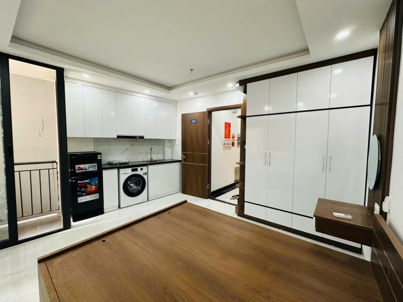 NHÀ ĐẸP LUNG LINH GIỮA TRÁI TIM CẦU GIẤY – 46M², MT 5.2M, 2 MẶT THOÁNG, 11.5 TỶ - Ảnh 1