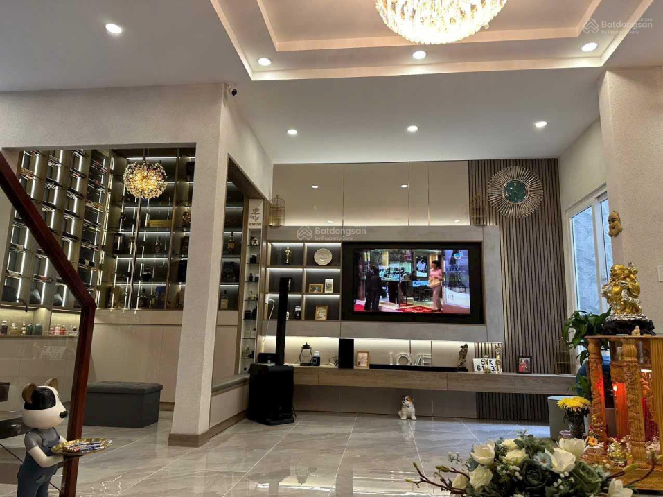 Góc 2MT hẻm 2 xe hơi tránh nhau Trần Hưng Đạo, Quận 1 (6x18.4m) 4 lầu mới HĐT: 80tr/th giá 23 tỷ TL - Ảnh 2