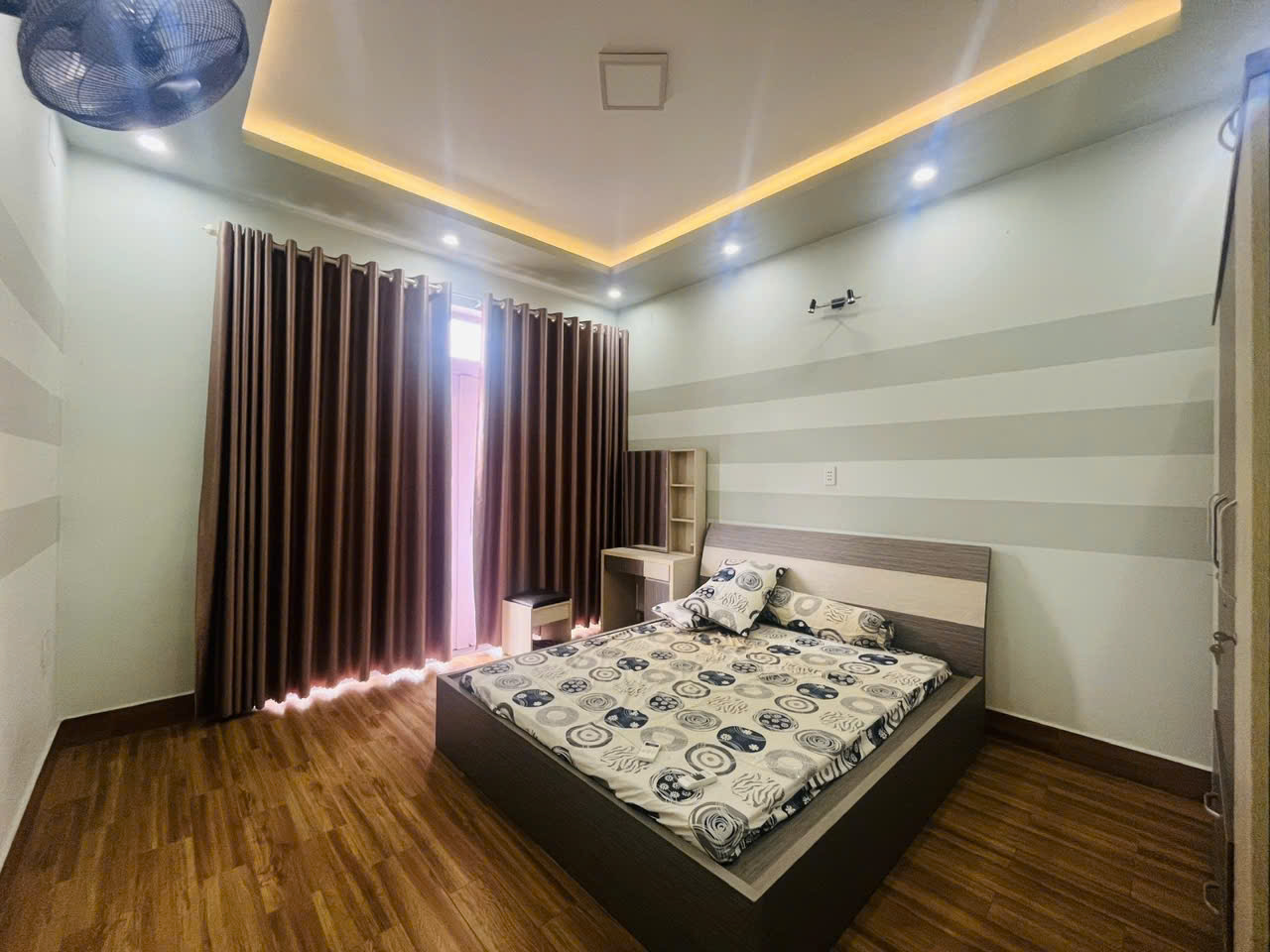BÁN NHÀ ĐƯỜNG HXH CHÁNH HƯNG F4Q8 (70M2 X 5 TẦNG) SHR CHỈ 10 TỶ. LH:0907822504 . - Ảnh 2