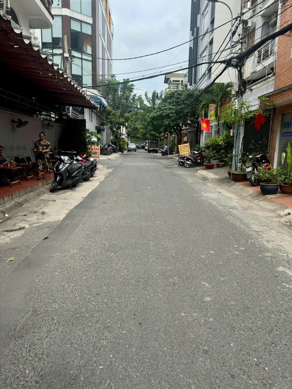 **Bán nhà HXH Phổ Quang ** p2, Tân Bình; (4,2x15,5) 3 tầng nhỉnh 13 tỷ - Ảnh 2