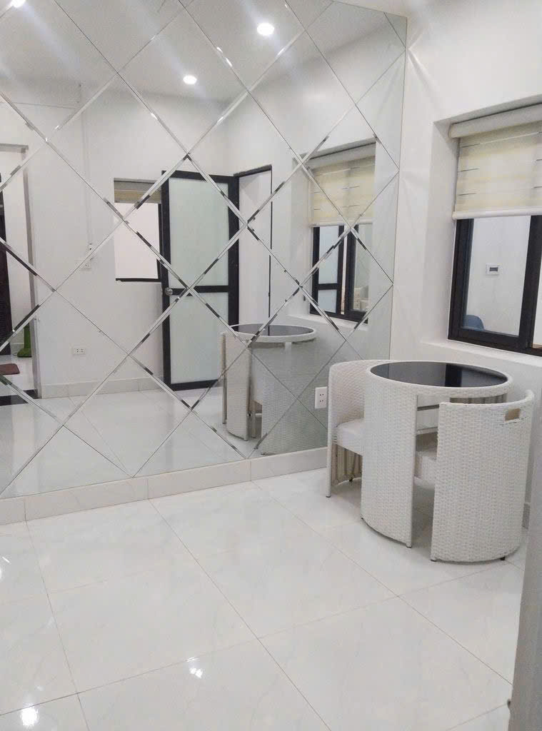 Cho thuê nhà tập thể tầng 1 Hoàng Quốc Việt, Cầu Giấy 65m, 2 ngủ đẹp giá 11tr, ô tô, KD - Ảnh 2