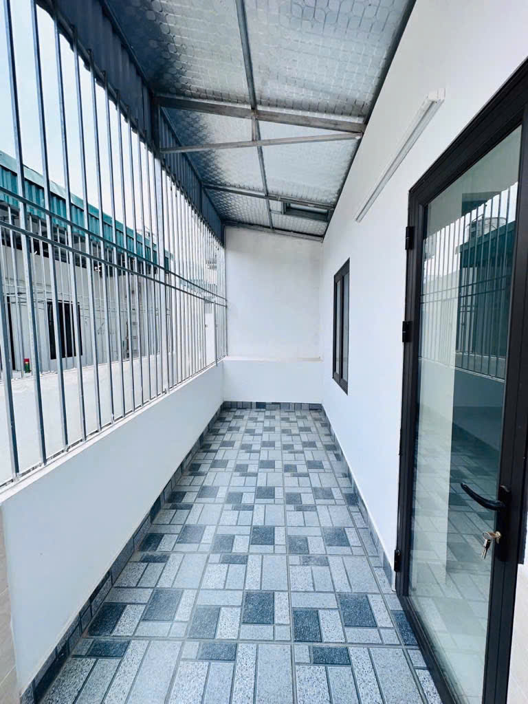 BÁN NHÀ XUÂN ĐỈNH_35 M 5 TẦNG,CẠNH TRƯỜNG TIÊU HỌC .GIÁ NHỈNH 7 TỶ. - Ảnh 2