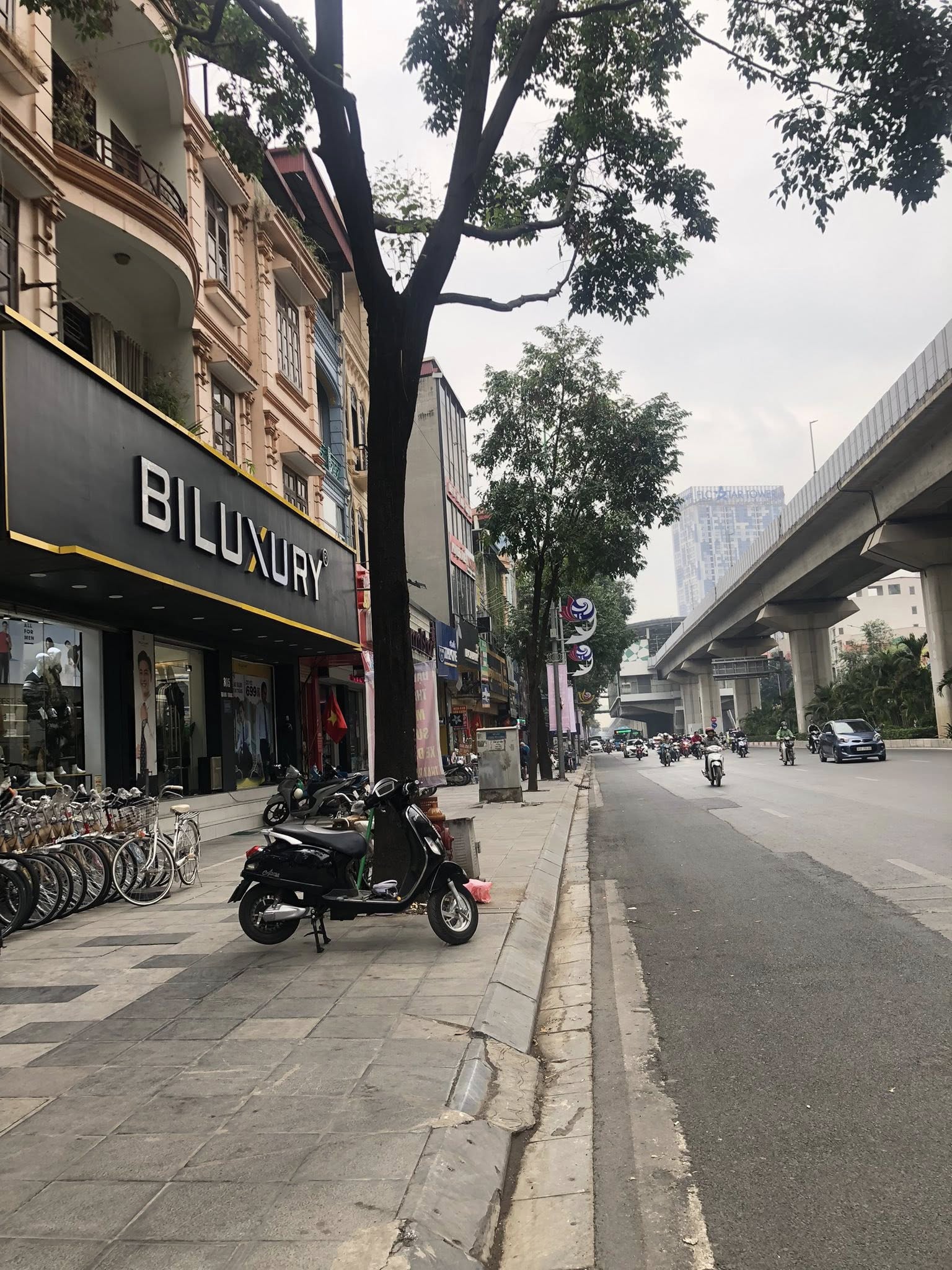 GIÁ RẺ MẶT PHỐ QUANG TRUNG HÀ ĐÔNG- KINH DOANH ĐỈNH - MẶT TIỀN RỘNG VỈA HÈ RỘNG ĐÁ BÓNG - VỊ TRÍ - Ảnh chính