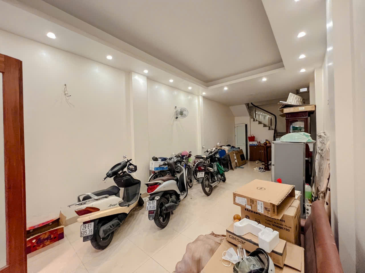 BÁN NHÀ BỒ ĐỀ - LONG BIÊN - Ô TÔ VÀO NHÀ - NGÕ THÔNG - KHU DÂN TRÍ CAO - Ở SƯỚNG - Ô CHỜ THANG MÁY - Ảnh 1