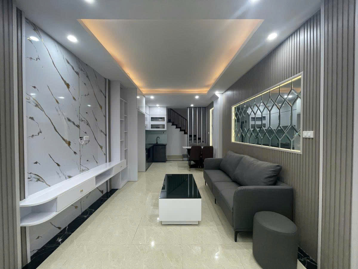 Bán nhà Vũ Tông Phan,Thanh Xuân - 40m 5 tầng gần ô tô trước nhà 2,5m - Ảnh 2