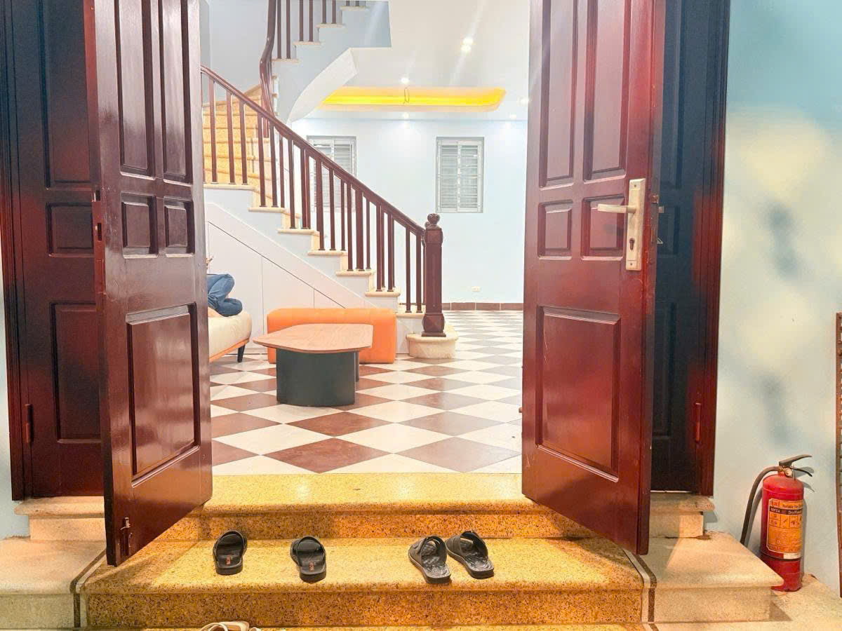 NHÀ XUÂN ĐỈNH - 60M 5 TẦNG MỚI ĐẸP - GẦN PHỐ - TIỆN ÍCH HÀNG NGÀN <br>SỔ ĐỎ NỞ HẬU - Ảnh 1