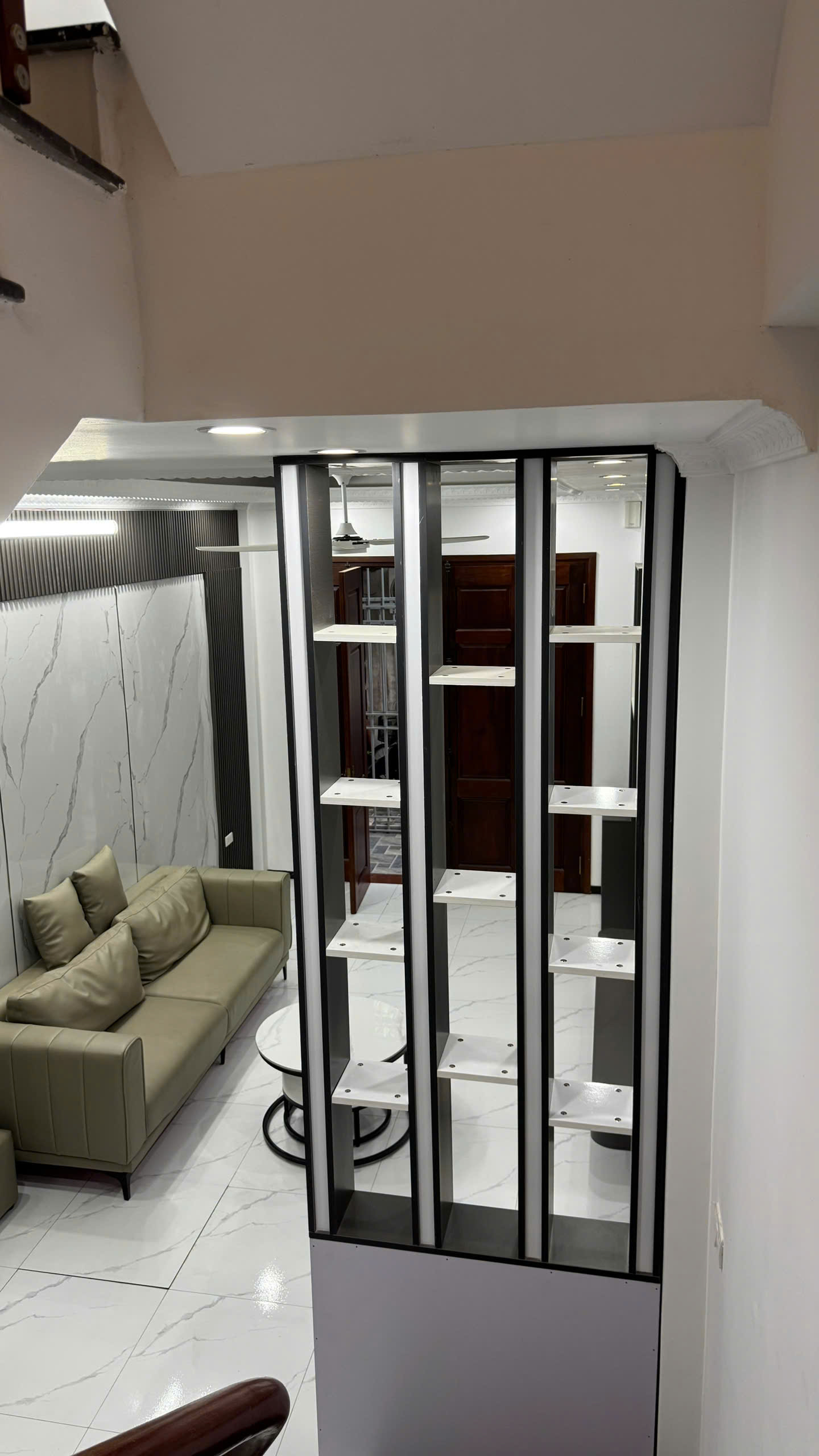 CHÍNH CHỦ CẦN BÁN NHÀ 5 TẦNG TẠI PHƯỜNG VĨNH HƯNG, QUẬN HOÀNG MAI, HÀ NỘI - Ảnh 3