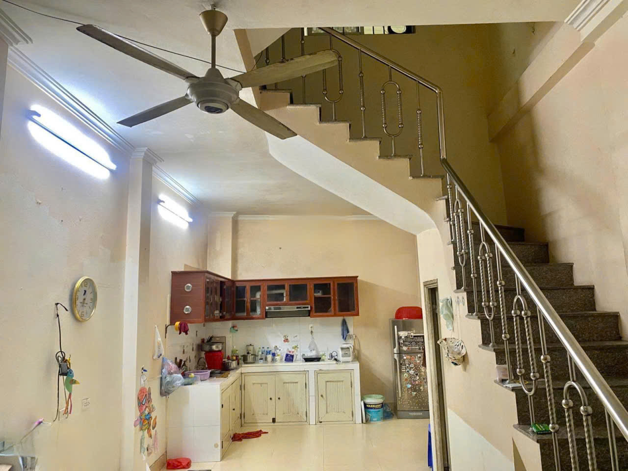 Cho thuê nhà ngõ 184 Hoa Bằng, Yên Hòa, Cầu Giấy 35m x 3T, 3PN2VS giá 11 triệu - Ảnh 3