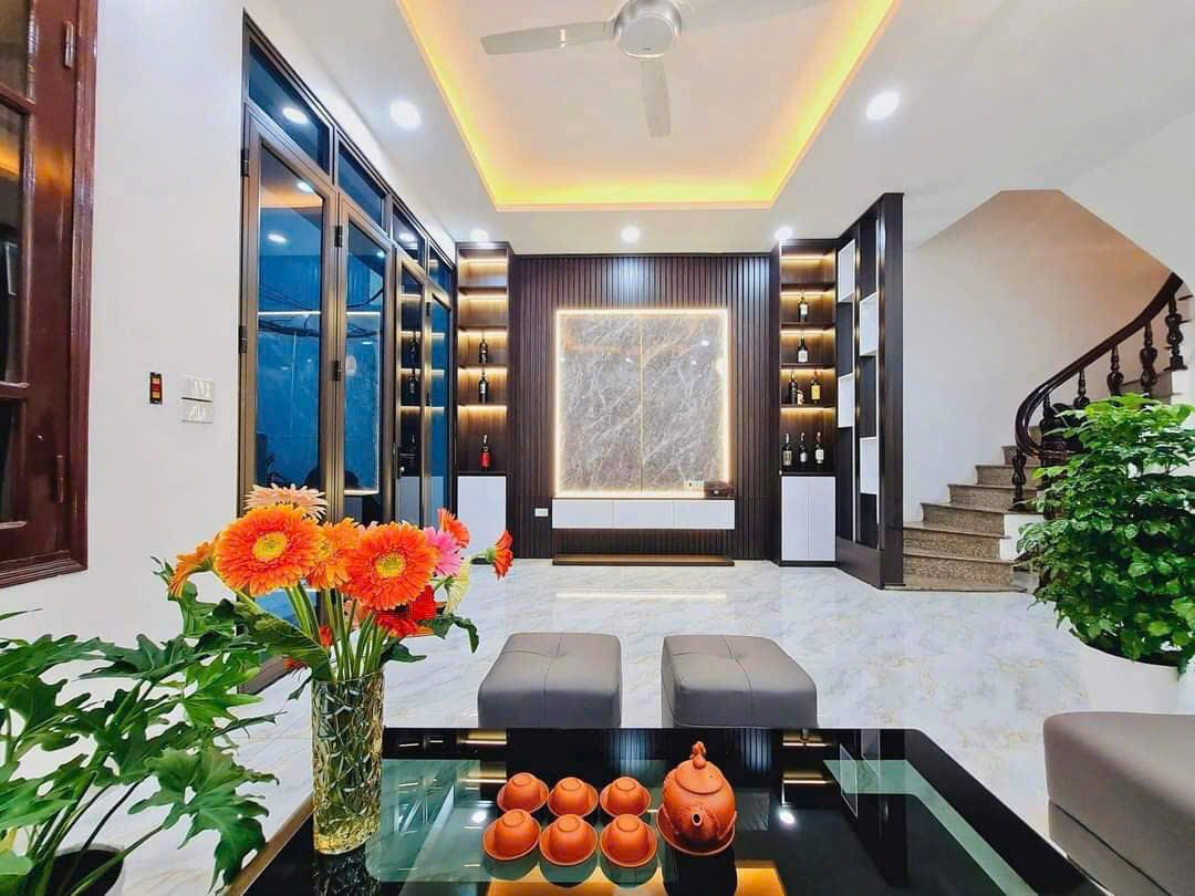 BÁN NHÀ NGUYỄN HOÀNG,38/42m, 4T, MT5m- 9,5 TỶ - Ảnh 2