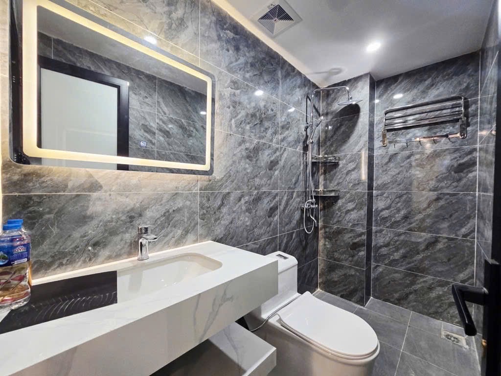 HOÀNG HOA THÁM 6 TẦNG THANG MÁY-DT 45M GIÁ 11,7 TỶ GẦN Ô TÔ - Ảnh 1