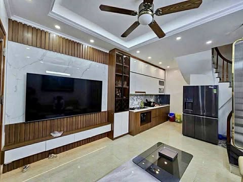 TRUNG TÂM MỸ ĐÌNH – 5 TẦNG – GẦN SÂN VẬN ĐỘNG – NHÀ ĐẸP Ở NGAY - Ảnh 1