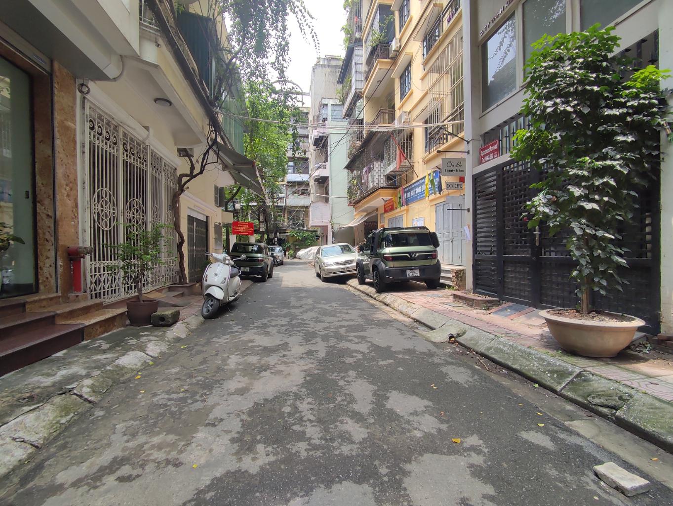 LÔ GÓC.MẶT CHÍNH 6.5M.DT 63M2XÂY 7 TẦNG THANG MÁY PHỐ HOÀNG ĐẠO THÀNH – NGUYỄN XIỂN – KIM GIANG. - Ảnh chính