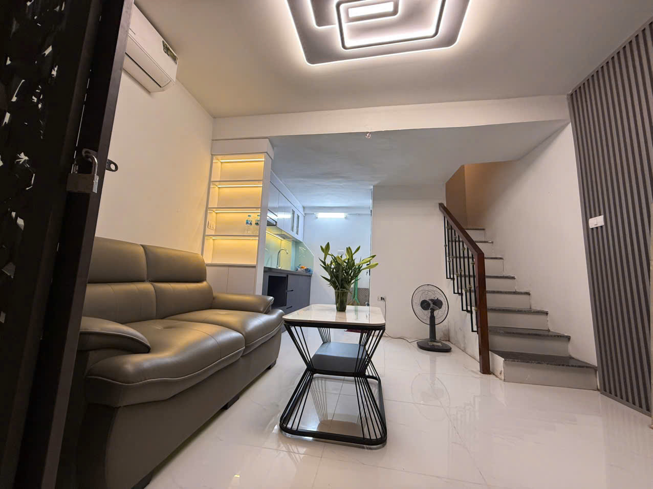 Bán nhà phố Hàng Buồm Hoàn Kiếm 35m 5 tầng 3 phòng ngủ - Ảnh chính