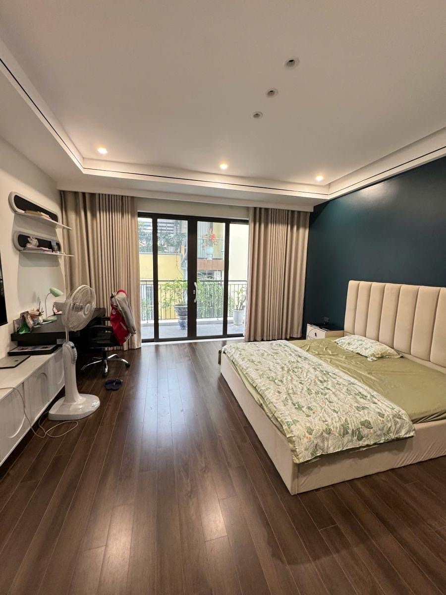 BÁN NHÀ LK HẢI NGÂN DT 50M2. PHÂN LÔ,VỈA HÈ 2 Ô TÔ.CÓ NGÕ SAU THOÁNG.GIÁ 15.6 TỶ - Ảnh 3
