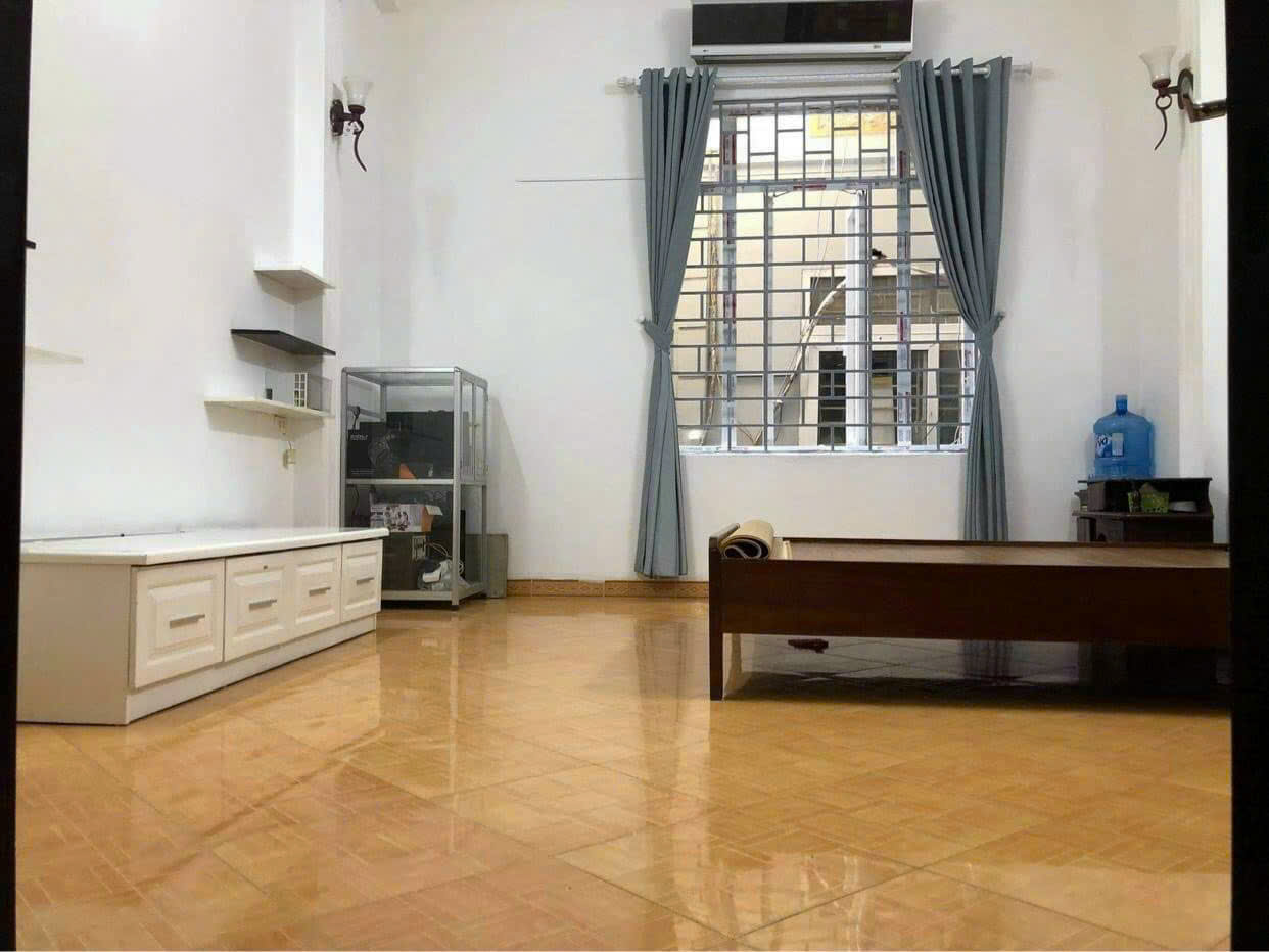 Bán nhà Hào Nam 30 ra phố - Nhà 25m xây 5 tầng giá 5.75 tỷ - Ảnh chính