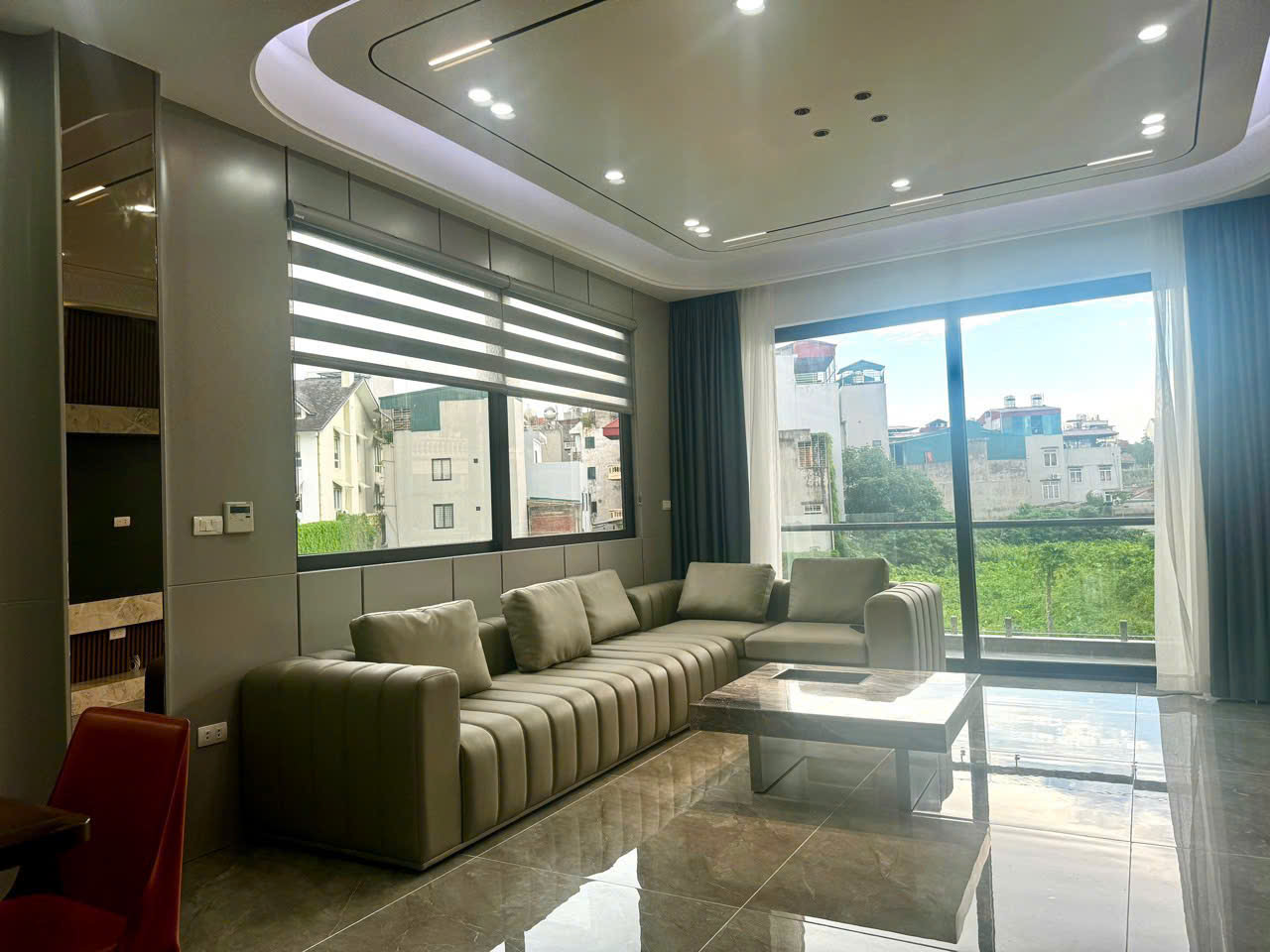 Vip! Nhà Phân Lô Hoàng Cầu, Ngõ thông 61 Ô tô tránh kinh doanh, cạnh UBND Quận, 60m2, Gía 26 Tỷ. - Ảnh chính