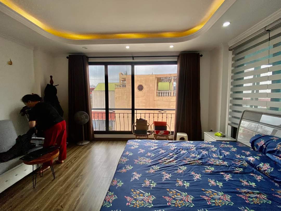 Vip! Nhà phân lô hoàng cầu, ngõ thông ô tô tránh kinh doanh, cạnh UBND quận, 60m2, Gía 19,8 Tỷ. - Ảnh 4