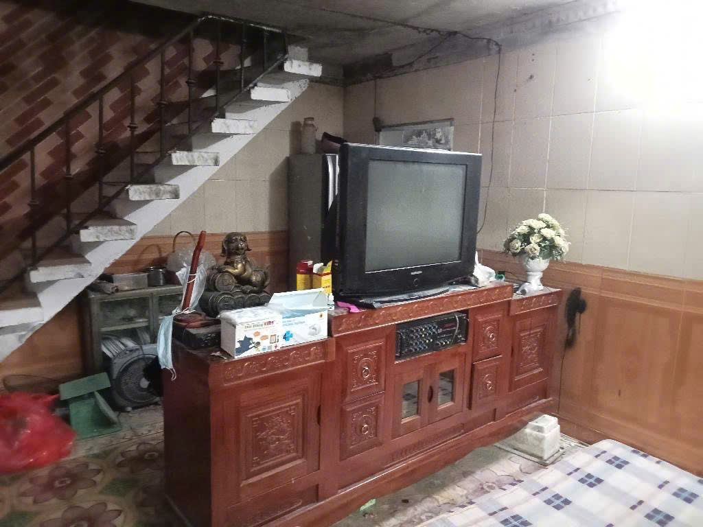 Bán Nhà Ba Đình-10 phút sang Hoàn Kiếm- 50m-nhỉnh 5 tỷ -gần ô tô- sổ vuông - Ảnh 2