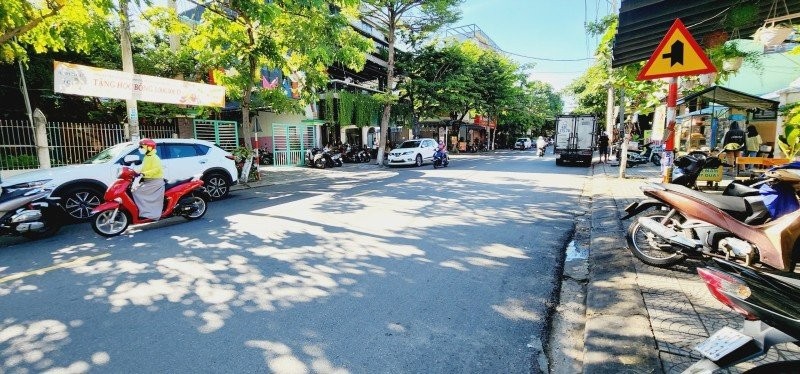 # Mặt Tiền Nguyễn Đình Tựu, đường 10.5m Thanh Khê, 100m2, 5 tầng, 13 phòng KD, 12.x tỷ - Ảnh 2