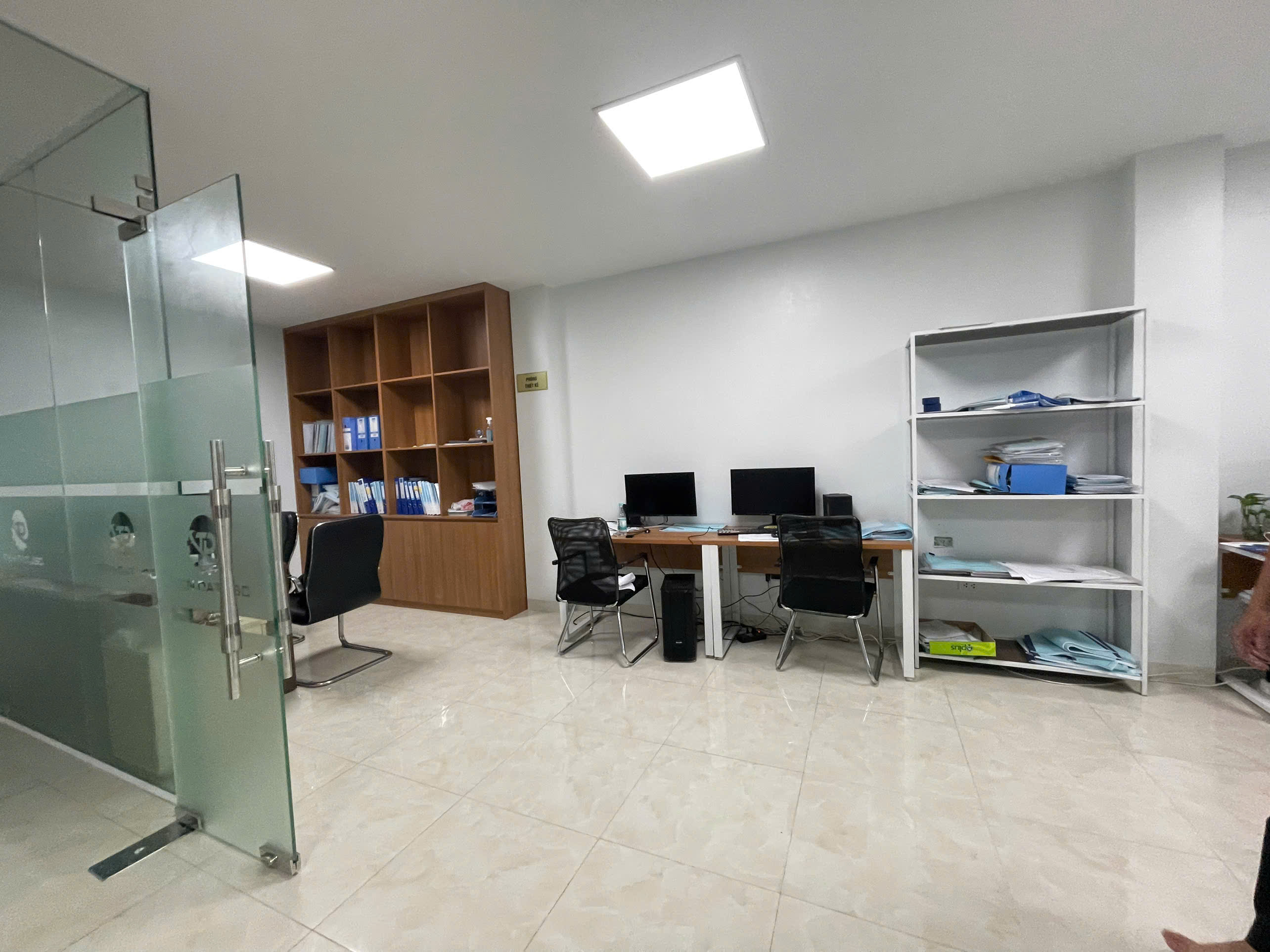 Bán nhà TĐC Tu Hoàng 80m² MT đẹp 5 tầng thang máy – Giá: 22 tỷ - Ảnh 2