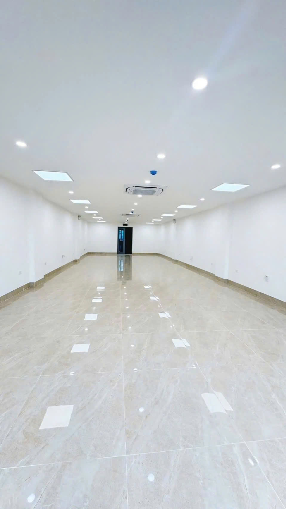 BÁN TÒA NHÀ MẶT PHỐ TÔ VĨNH DIỆN - 120M² x 9T CÓ HẦM - MT 6M - DÒNG TIỀN 180TR/TH - 72 TỶ - Ảnh 3