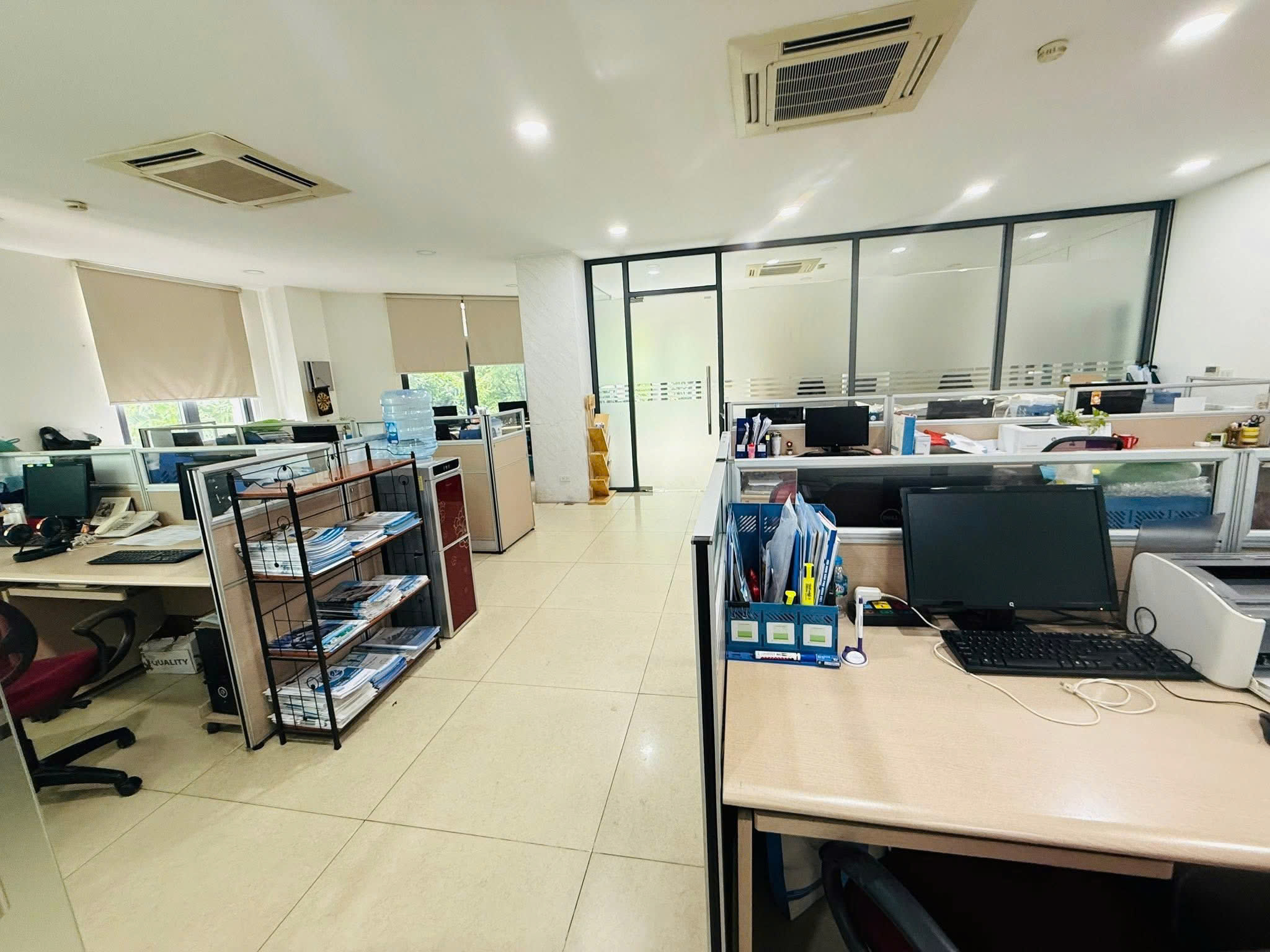 BÁN TOÀ NHÀ MẶT PHỐ THỌ THÁP, CẦU GIẤY - 208M² x 7T THANG MÁY CÓ HẦM - MT 15M - GIÁ 158 TỶ - Ảnh 1
