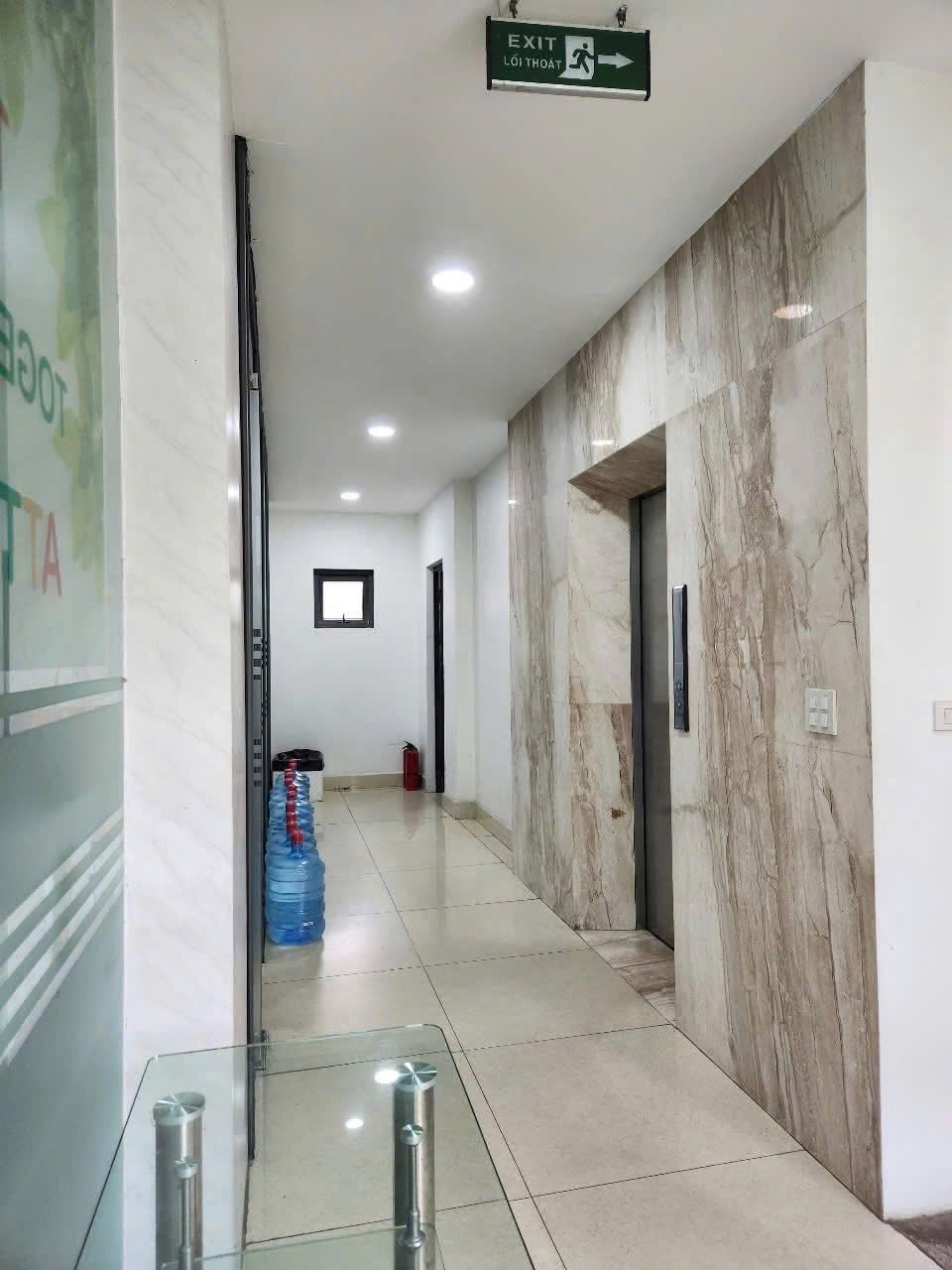 BÁN TOÀ NHÀ MẶT PHỐ THỌ THÁP, CẦU GIẤY - 208M² x 7T THANG MÁY CÓ HẦM - MT 15M - GIÁ 158 TỶ - Ảnh 3