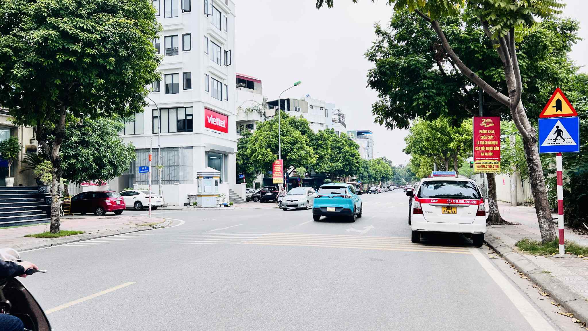 bán nhà Lâm Hạ- bệnh viện Tâm Anh, 90m x 4 tầng, mặt tiền 6m, phân lô, vỉa hè, ôtô tránh - Ảnh 2