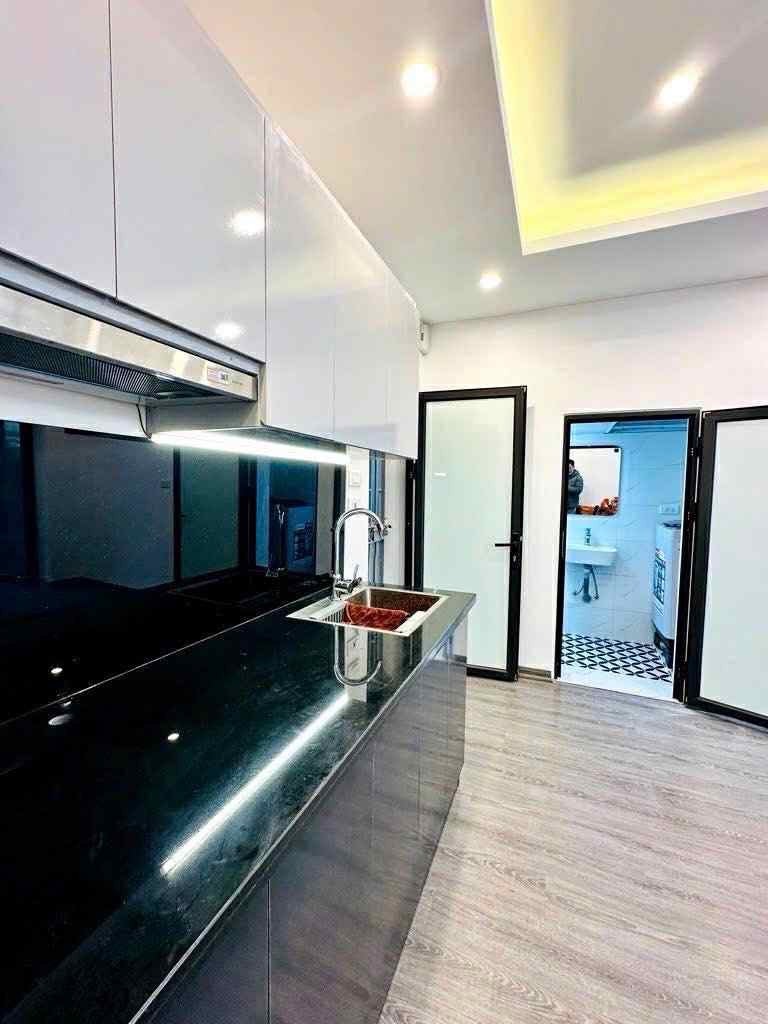 TẬP THỂ PHƯƠNG MAI 46m2 – 2.95 TỶ- TẦNG 3 - LÔ GÓC VÀI BƯỚC RA PHỐ - GẦN TRƯỜNG, CHỢ NGAY DƯỚI CHÂN - Ảnh 2