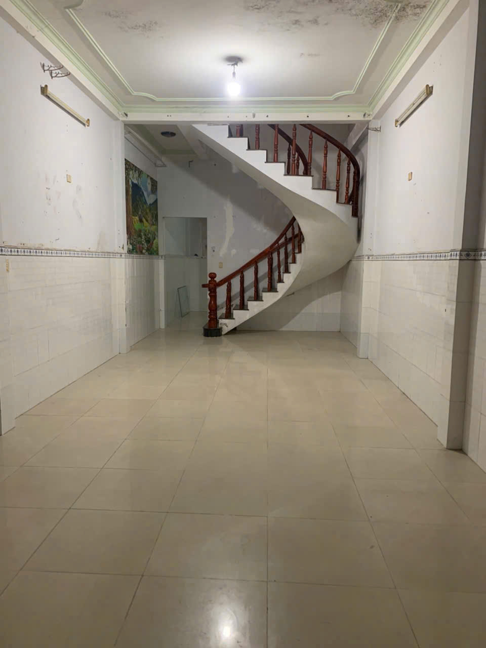 Bán nhà 1T1L kp1. Tân Hiệp, MT kinh doanh, đường nhựa 6m chỉ 5,2 tỷ - Ảnh 1