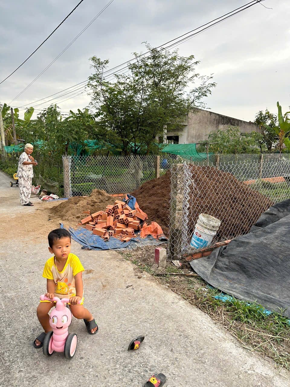 SỞ HỮU NGAY LÔ ĐẤT VỊ TRÍ ĐẸP -  GIÁ TỐT vị trí tại huyện Tân Trụ, Tỉnh Long An - Ảnh 2