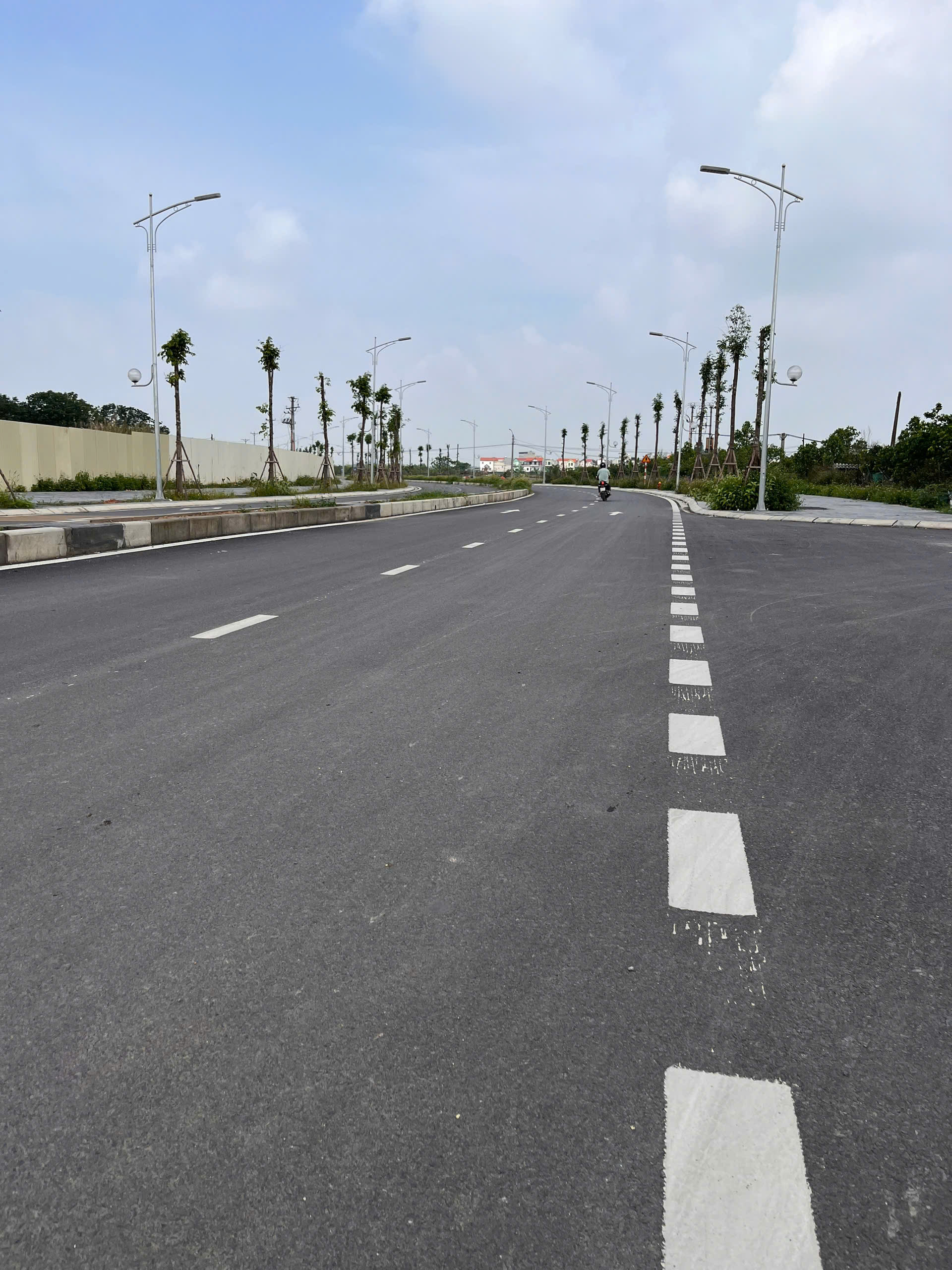 Bán 85m² đất tại Đông Anh, đất đẹp, đường to rộng thích hợp kinh doanh,làm văn phòng - Ảnh 3