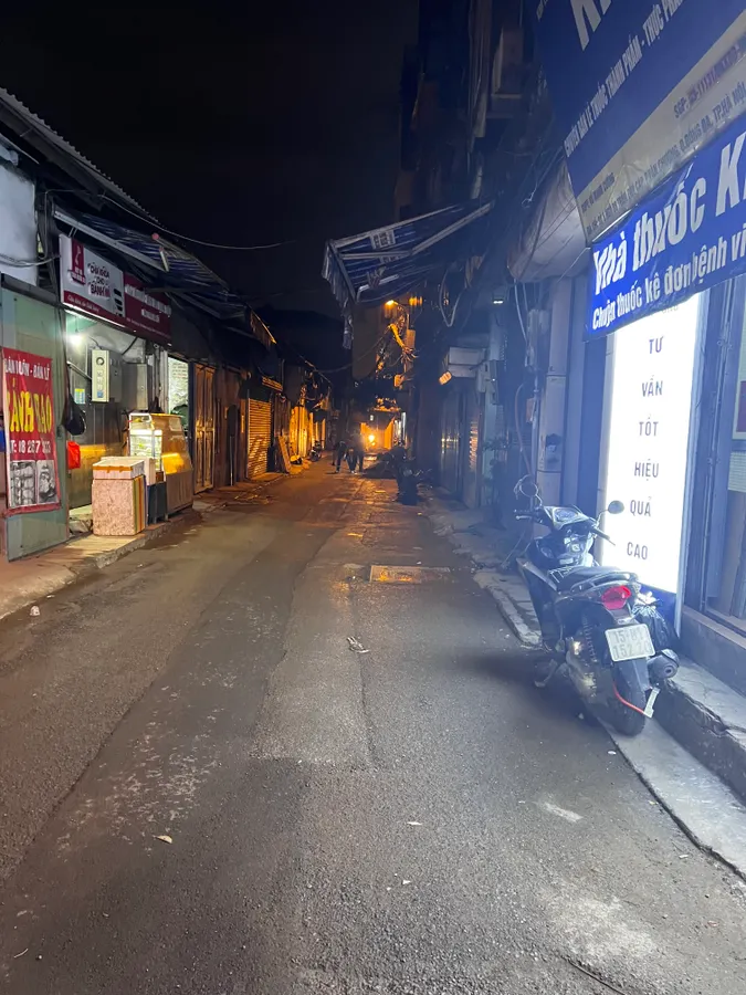 Bán nhà Mặt Ngõ Linh Quang, ô tô đỗ cửa, khu Đống Đa 31m x 5 tầng 9.5 tỷ - Ảnh 1