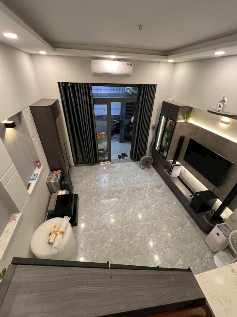 NHÀ BÁN QUANG TRUNG GV - GẦN UBND & BV QUẬN - SÁT MẶT TIỀN - 54M² - 2 TẦNG HƠN 5 TỶ - Ảnh 3