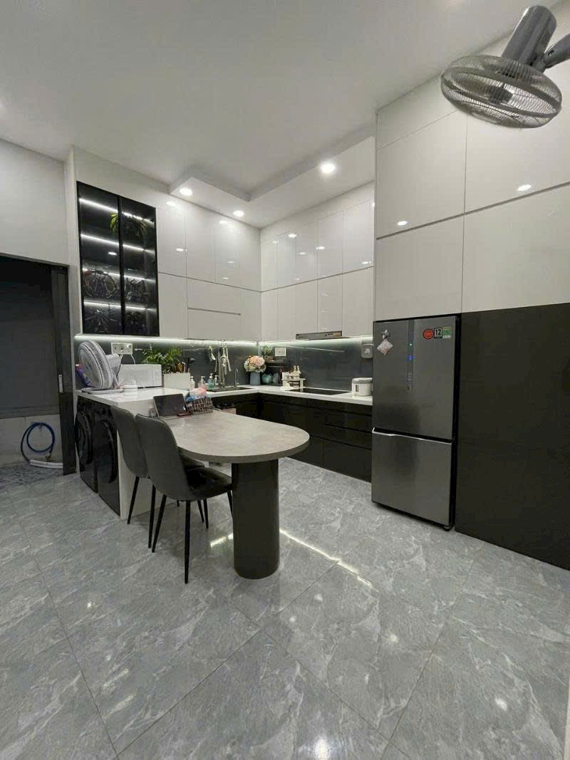 NHÀ BÁN QUANG TRUNG GV - GẦN UBND & BV QUẬN - SÁT MẶT TIỀN - 54M² - 2 TẦNG HƠN 5 TỶ - Ảnh 4