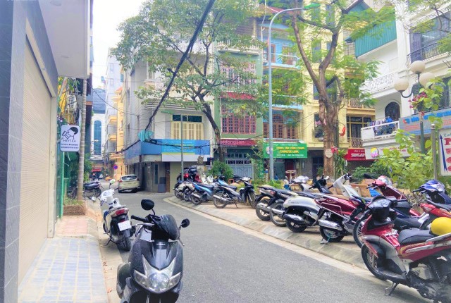 View sân chơi, phân lô ô tô đỗ cửa phố Huỳnh Thúc Kháng. 51m² x 5T – 18,3 tỷ - Ảnh chính