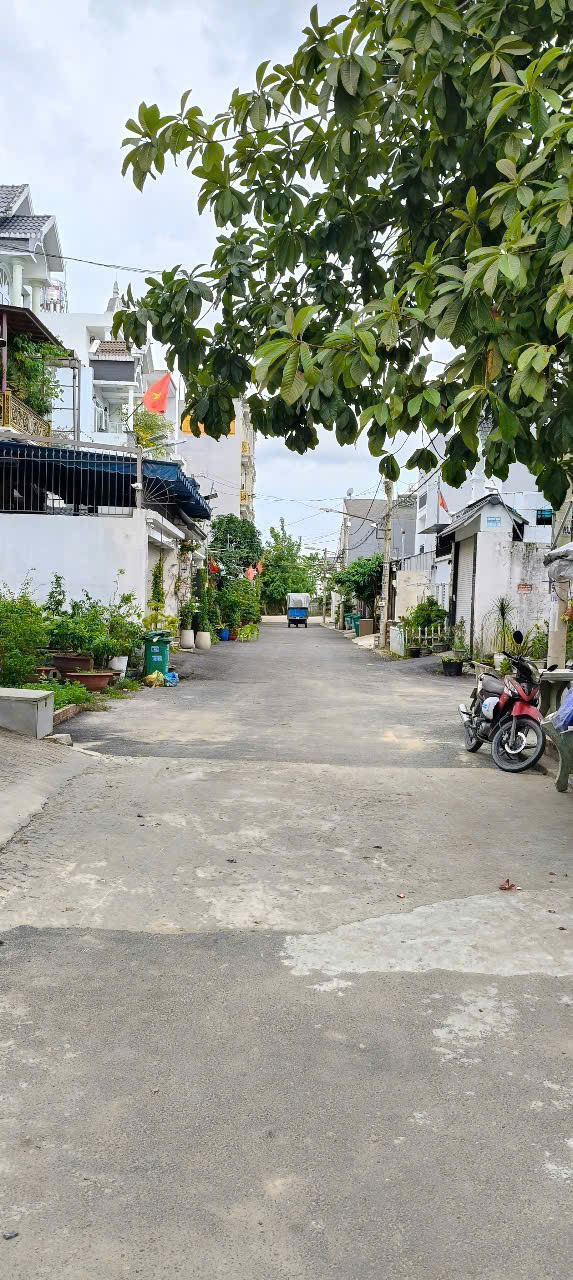 BÁN ĐẤT NỀN CÓ GPXD 5 TẦNG – KHU BIỆT THỰ CAO CẤP QUẬN 12 - Ảnh 2