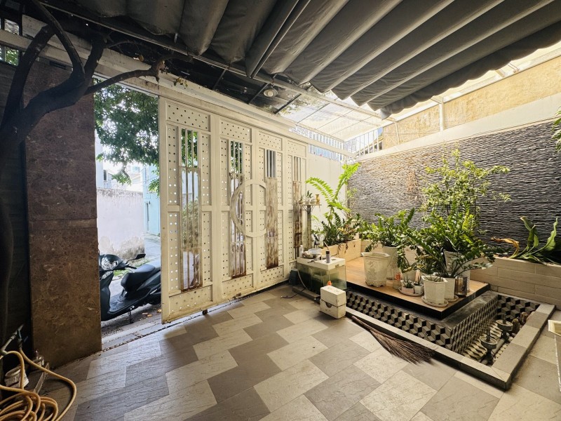 BÁN NHÀ MINI VILLAS ĐƯỜNG SỐ 8, LINH XUÂN, THỦ ĐỨC - 4 TẦNG - LÔ GÓC 2 MẶT TIỀN - HẺM XE HƠI THÔNG - Ảnh chính