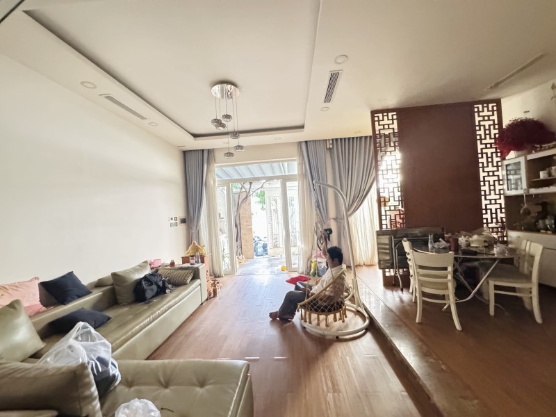 BÁN NHÀ MINI VILLAS ĐƯỜNG SỐ 8, LINH XUÂN, THỦ ĐỨC - 4 TẦNG - LÔ GÓC 2 MẶT TIỀN - HẺM XE HƠI THÔNG - Ảnh 3