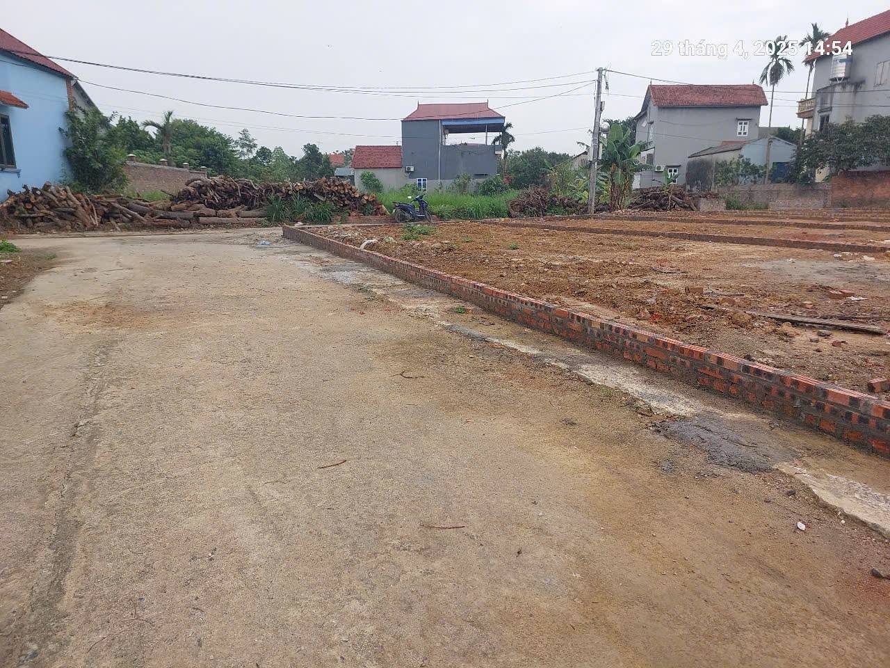 Chủ nhờ bán đất 115m2, mt7m, lô góc 3.2 tỷ, Thanh Trí, Sóc Sơn. Ô tô - Ảnh 2